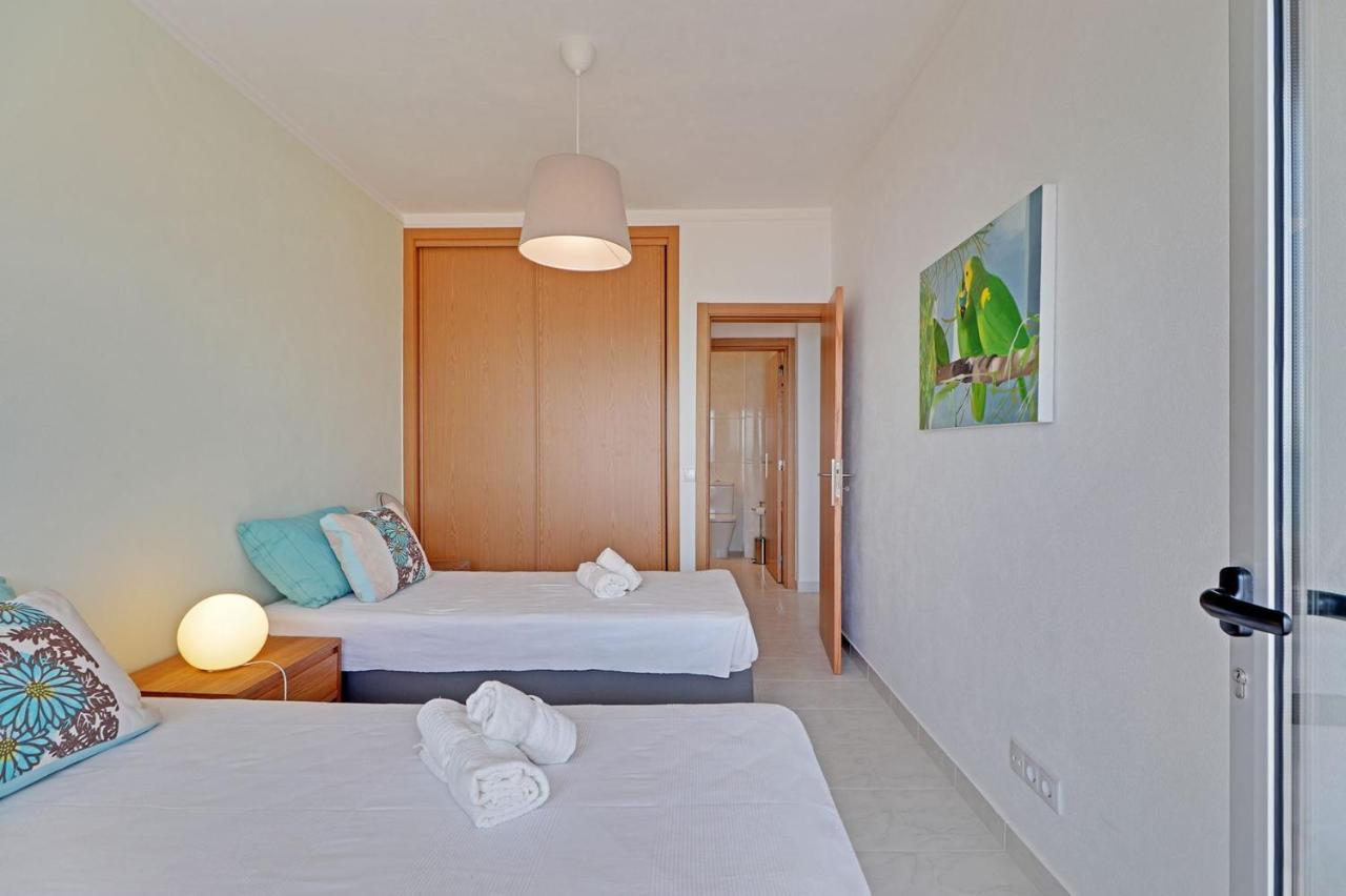 Quarteira Beach & Ocean View By Homing Exterior foto